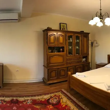 Tomis Comfort House *